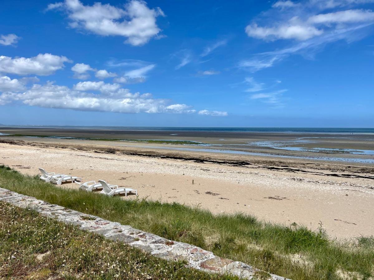 Vila Relais Des Iles Saint Marcouf Exteriér fotografie
