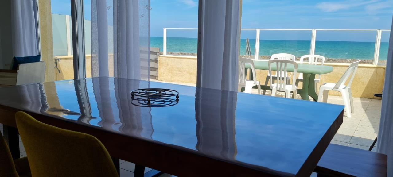 Vila Relais Des Iles Saint Marcouf Exteriér fotografie